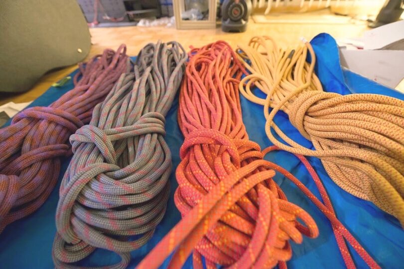 climbing ropes ready to use