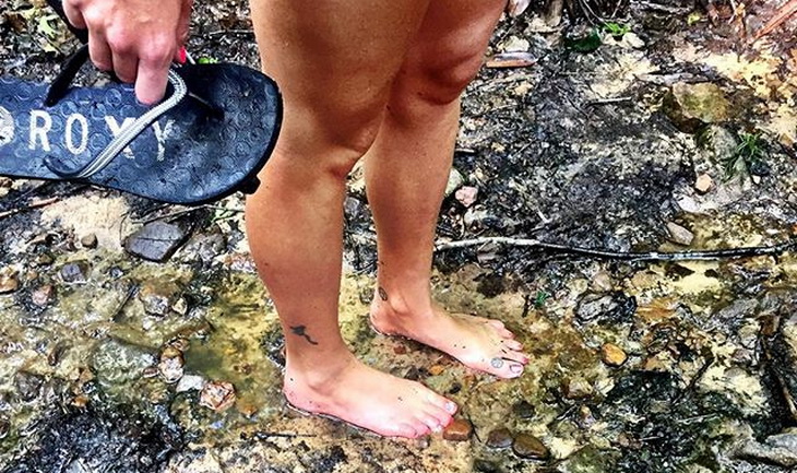 picture of mud barefoot