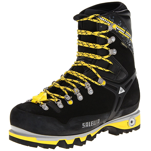 Best Mountaineering Boots: Expert's Recommendations And Reviews