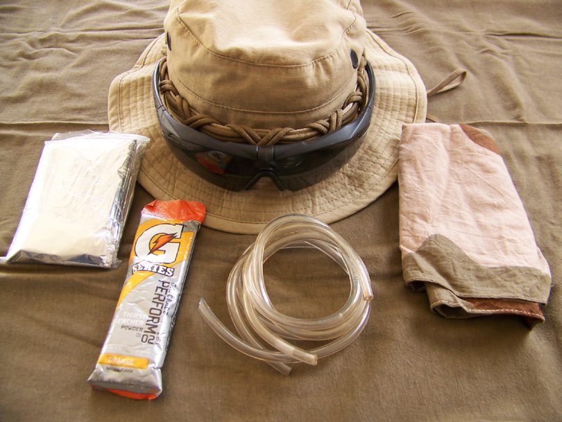 Small Desert Survival Kit