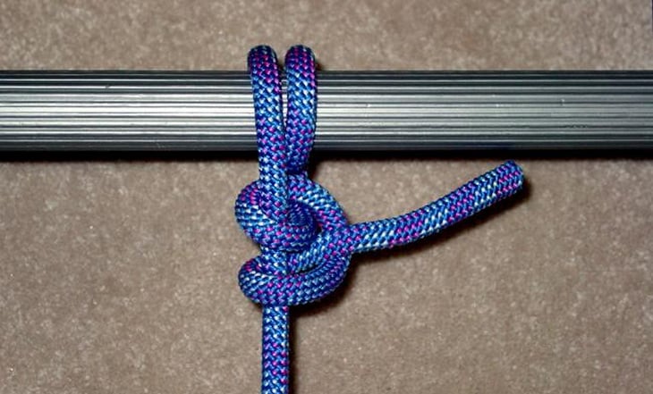 Two half pitch knot