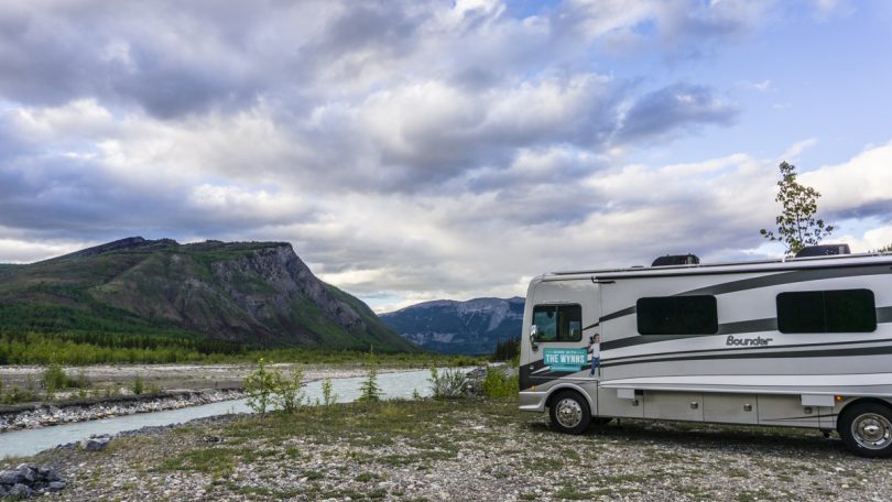 photo of free rv camping and a mountains view