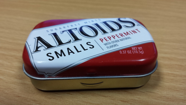Altoids Smalls container