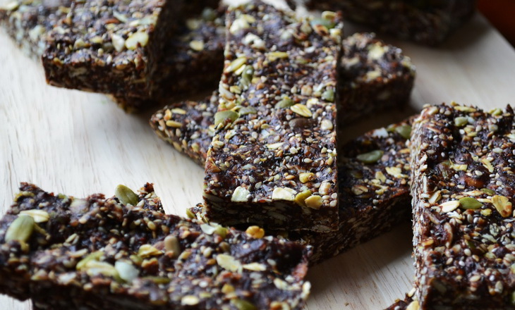 Raw Superfood and Seed Energy Bars