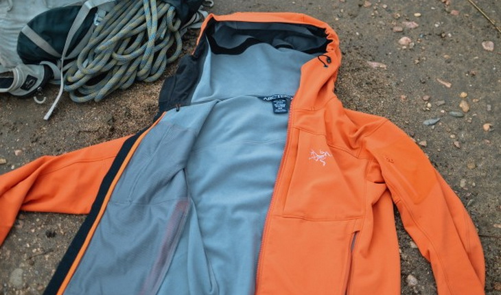 The Gamma MX has fleece lining throughout that is comfortable and cozy.