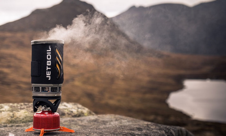 Jetboil Flash Cooking System and moutains in the background