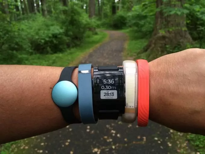 activity tracker on hand