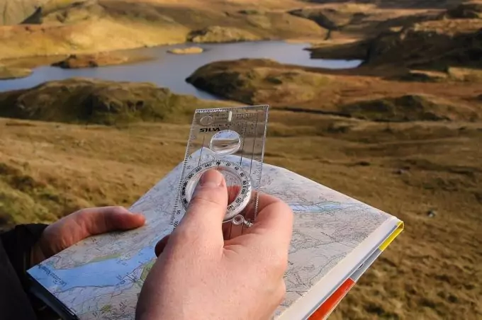 Basics-of-compass-and-map-reading