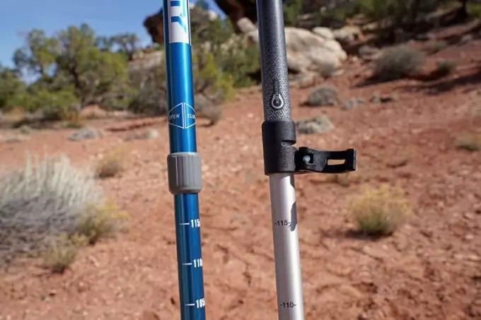 hiking poles locking mechanism