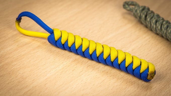 HOW TO MAKE A PARACORD LANYARD FUTURE
