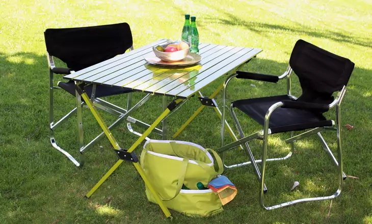 Image of an aluminium folding table