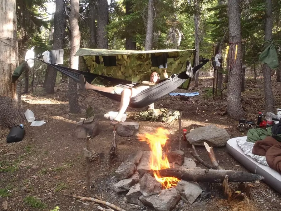 Use campfire to dry your clothes