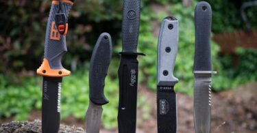 different type of backpacking knifes
