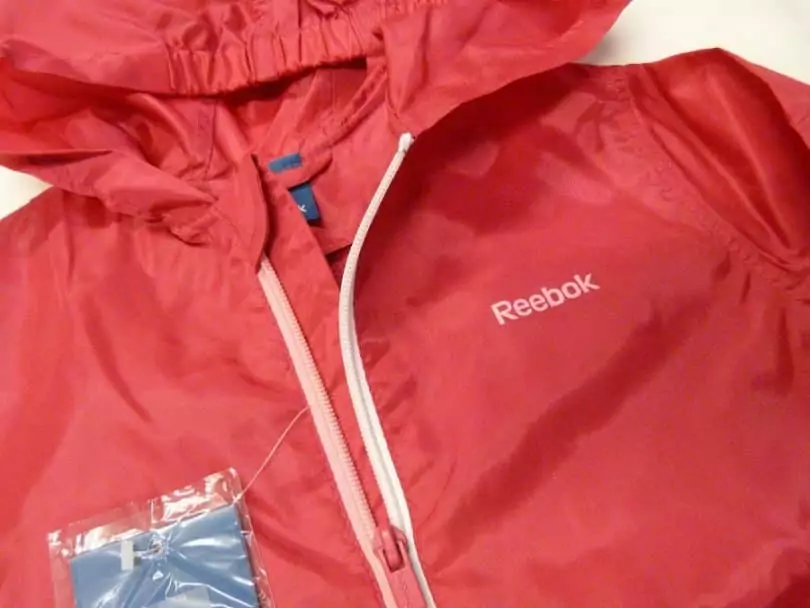 Chose your Packable rain jacket