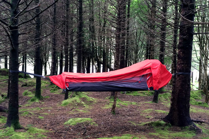 Hybrid tent hammock