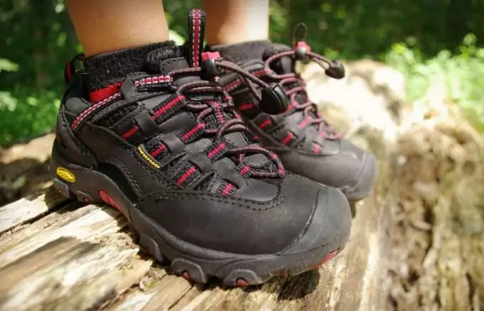 hiking shoes for toddler with good traction