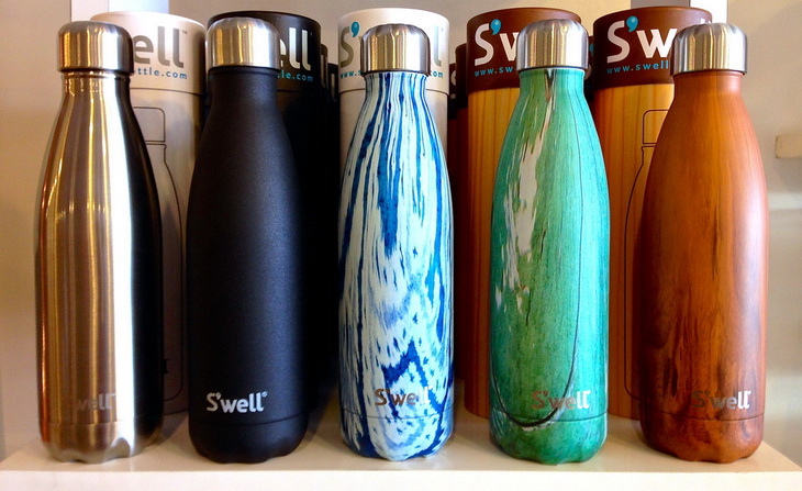 swell stainless steel water bottle