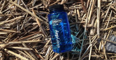 water bottle for hiking and backpacking