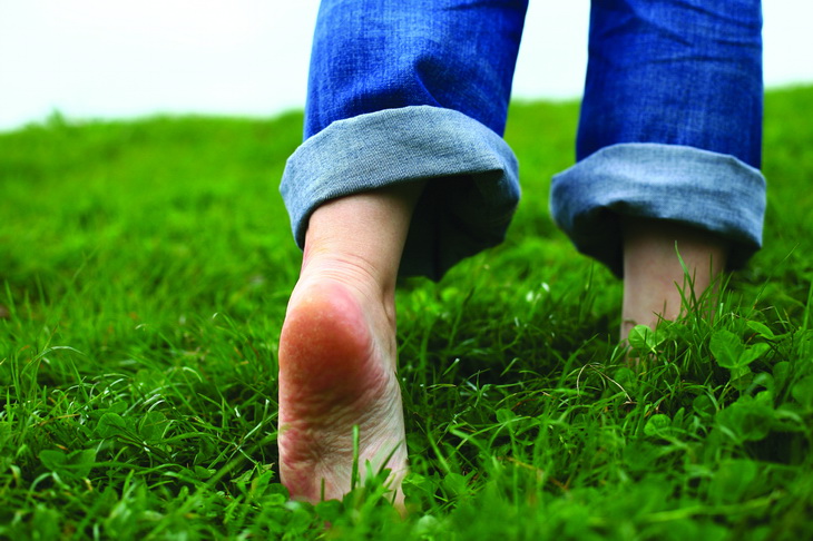 picture showing a barefoot-walking