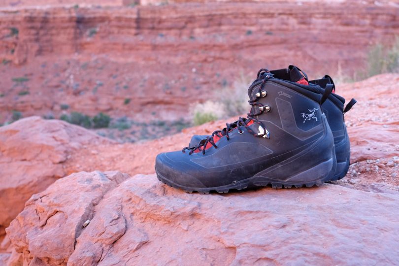 picture of backpacking boots