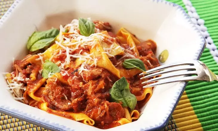 Cheesy Pasta with Meat Sauce