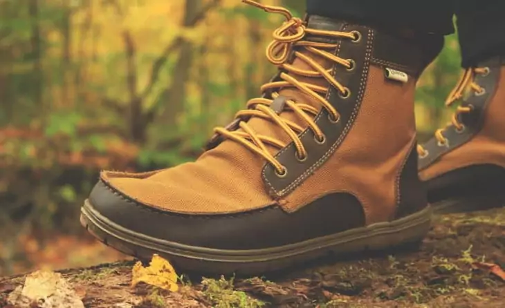 Close-up of a lightweight-mens-hiking-boots