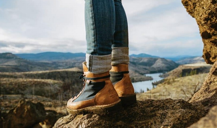 women's stylish hiking boots