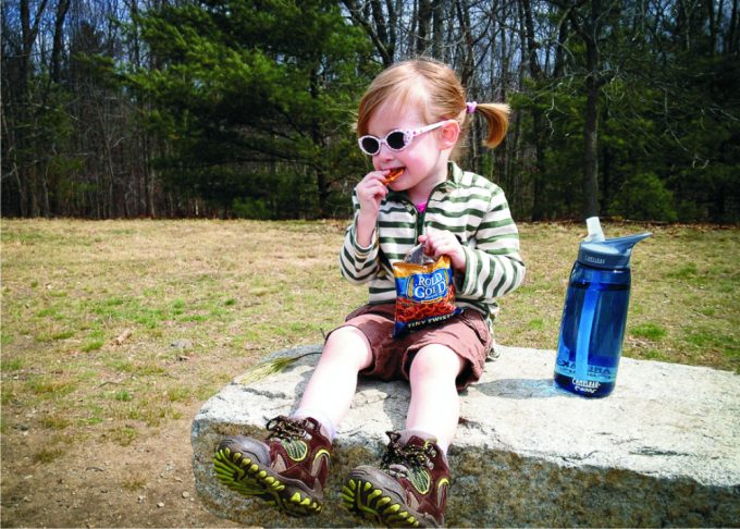 hiking-baby-with-food-and-water