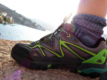 leather hiking boots vs synthetic