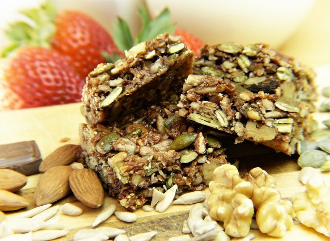 trail-granola-bars-