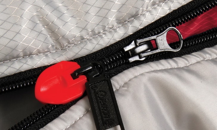 Close-up picture of a sleeping bag zipper's