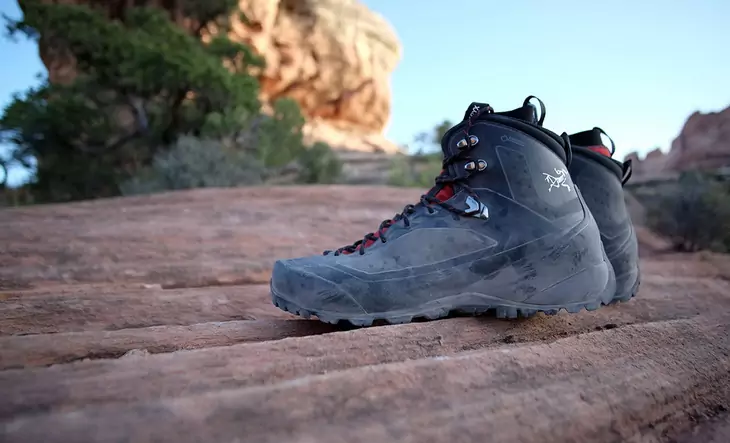 Arctery'x Bora2 Mid GTX Hiking Boots