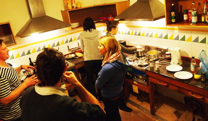 Backpackers cooking up some fine Food