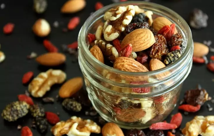 Fruit, nut and seed trail mix