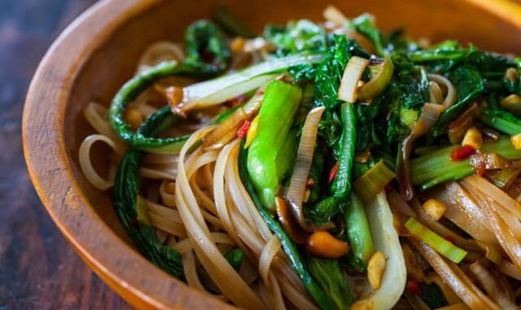 Satay Noodles and Greens