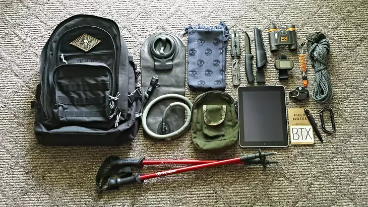 Simple Day Hike Pack