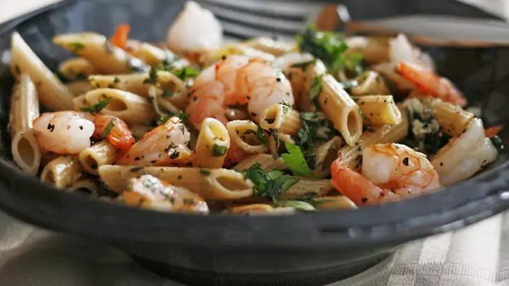 Whole Wheat Pasta with Shrimp and Herbs