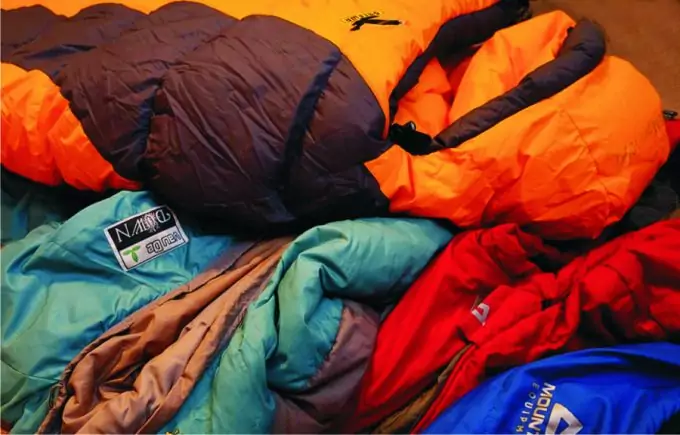 many-sleeping-bags