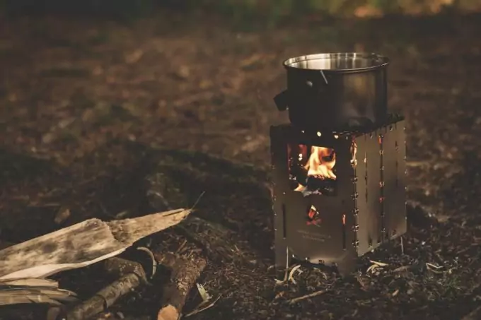 Cooking diner while backpacking