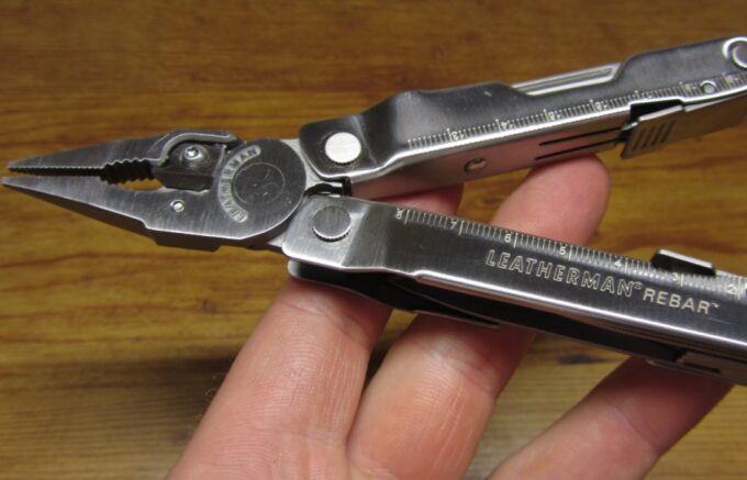 stainless steel multitool